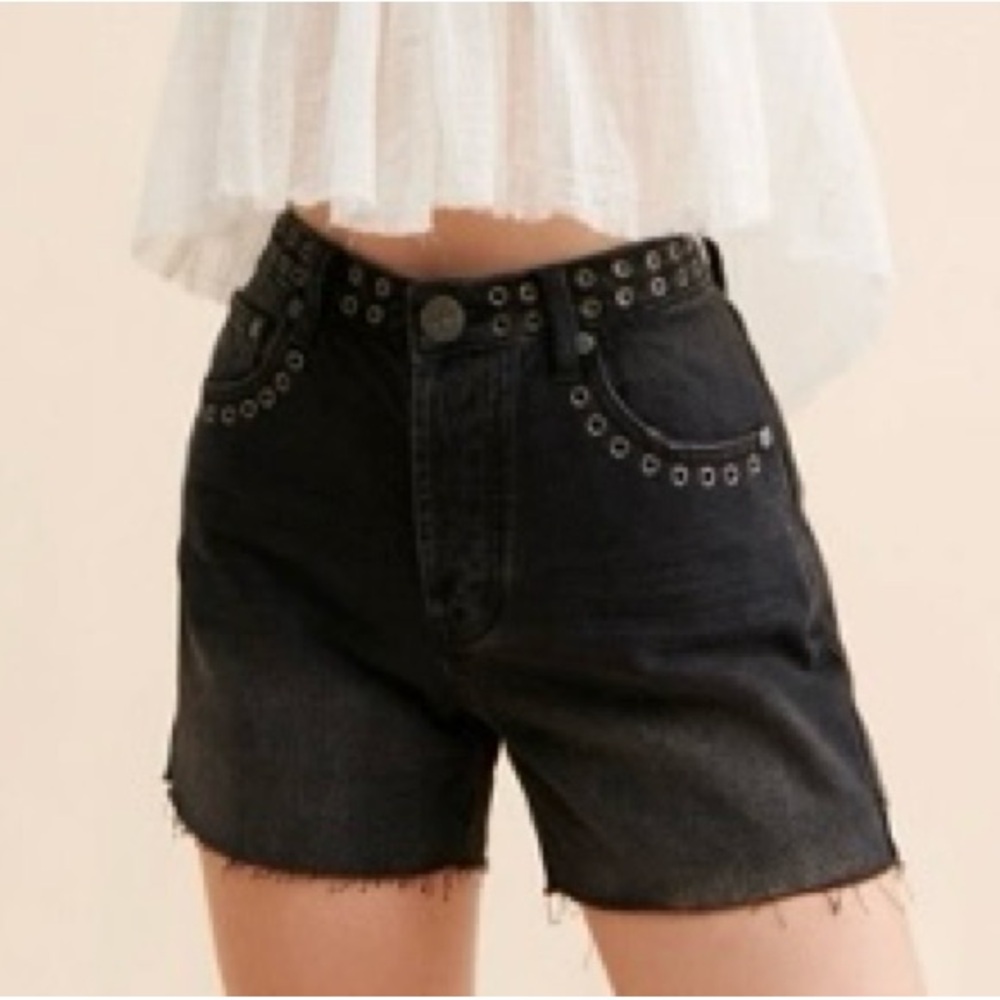 FREE PEOPLE NWT One Teaspoon Blu Noir Eyelet Denim Shorts Size 29